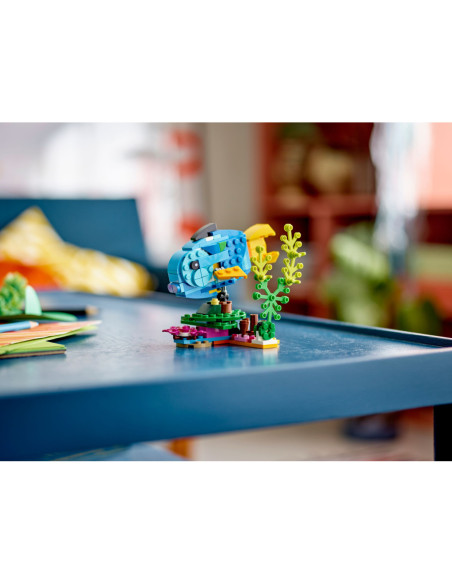 Exotický papoušek - Creator 3-in-1 LEGO 31136