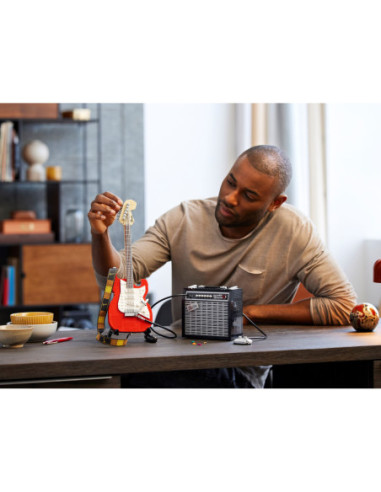 Fender® Stratocaster™ - Ideas LEGO 21329