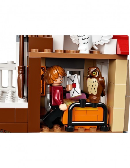 Útok na Doupě - LEGO 75980