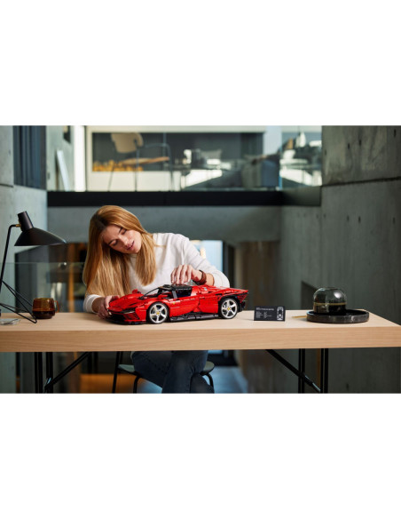 Ferrari Daytona SP3 - Technic LEGO 42143 - poškozená krabice