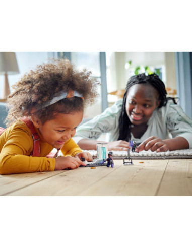 Laboratoř Shuri - Marvel LEGO 76212